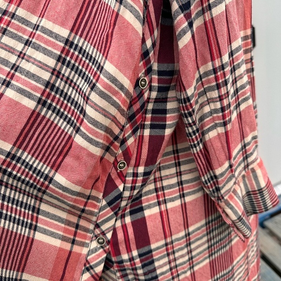 FREE PEOPLE LORALEI SHIRT WOMENS SMALL /PETITE Red Plaid Shirt - Picture 6 of 12